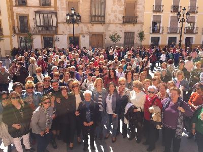 Ms de 450 mujeres de Fuente lamo visitan Lorca en una actividad organizada por los ayuntamientos de Lorca y Fuente lamo