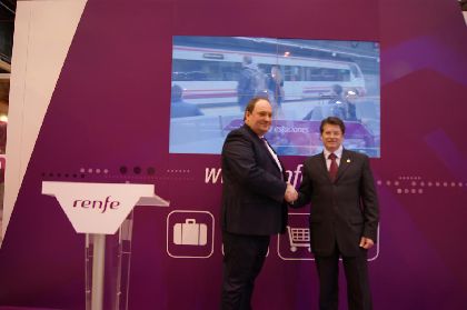 Renfe y Lorca Taller del Tiempo firman un acuerdo para promocionar los valores histricos y culturales de la ciudad de Lorca mediante el uso del tren