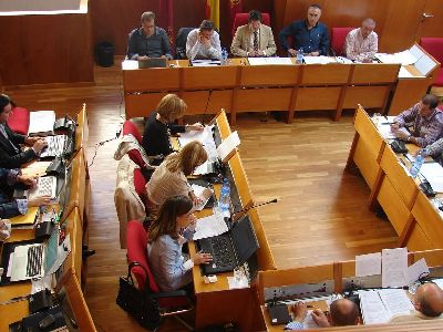 El Pleno de Lorca solicita al Gobierno de Espaa mesas de negociacin para atender las demandas del sector agrario