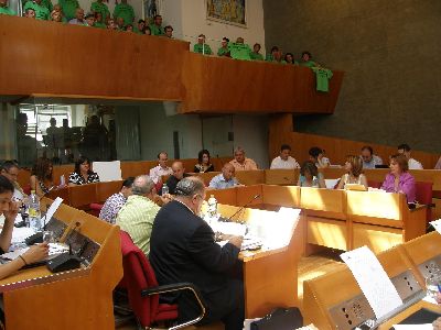 El Ayuntamiento de Lorca pide al Ejecutivo Central que  no suba el precio de la luz y el agua