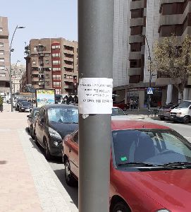 La Polica Local denuncia a una empresa por colocar carteles en lugares no autorizados incumpliendo la ordenanza