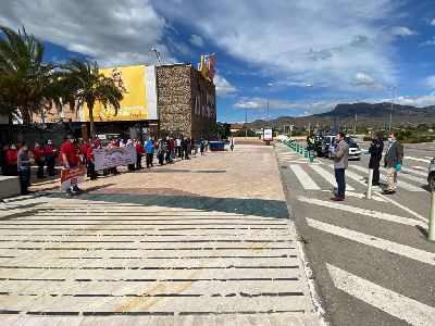 El Ayuntamiento traslada el agradecimiento de Lorca a los empleados del sector privado que estn en primera lnea
