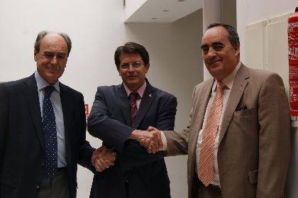 HOLCIM dona 250.000 euros en materiales para la restauracin de bienes de inters de cultural de Lorca