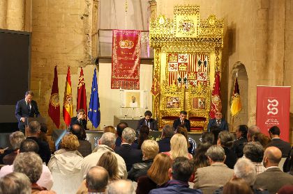 Lorca se convierte en capital mundial del bordado con el congreso de expertos internacionales de este arte 