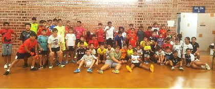 Almendricos acoge el torneo de menores de ftbol sala con cinco equipos en categora alevn y cuatro en categora infantil